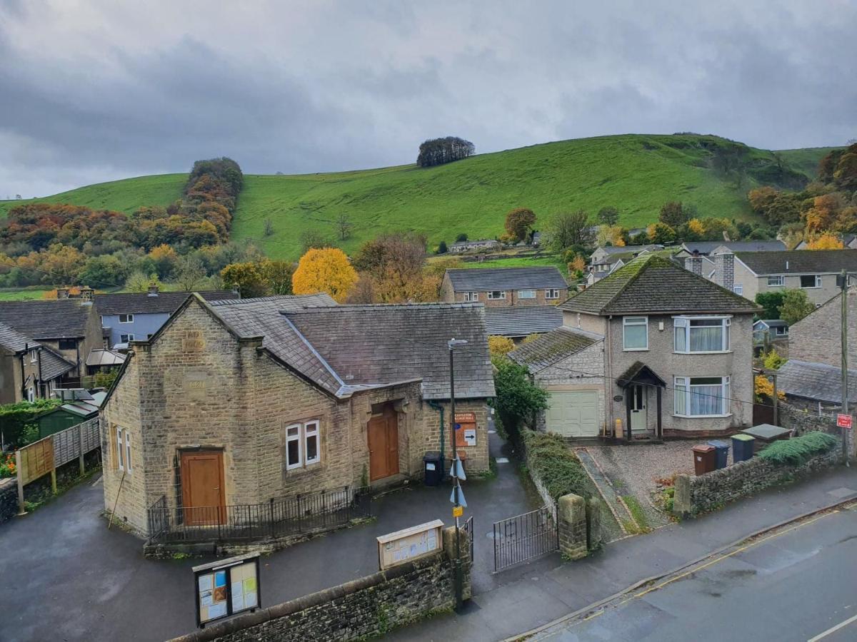 Swiss House B&B Castleton  Exterior foto